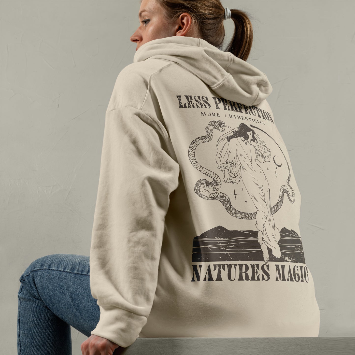 Sudadera con capucha Less Perfection